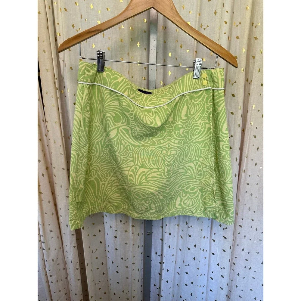 Patagonia Women's #58535 Button Out Boardie Swirl Paisley Nylon Wrap Skirt 12